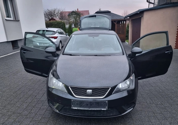 Seat Ibiza cena 17900 przebieg: 137000, rok produkcji 2012 z Wałcz małe 407